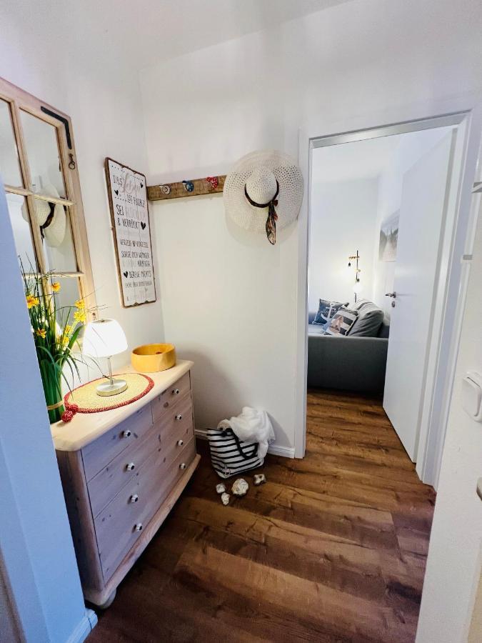 Seelund - Meeresrauschen Lauschen - Ruhiges Sonniges Apartment Mit Garten Und Terrasse Nahe Strand Und Ostsee Schönhagen Eksteriør bilde
